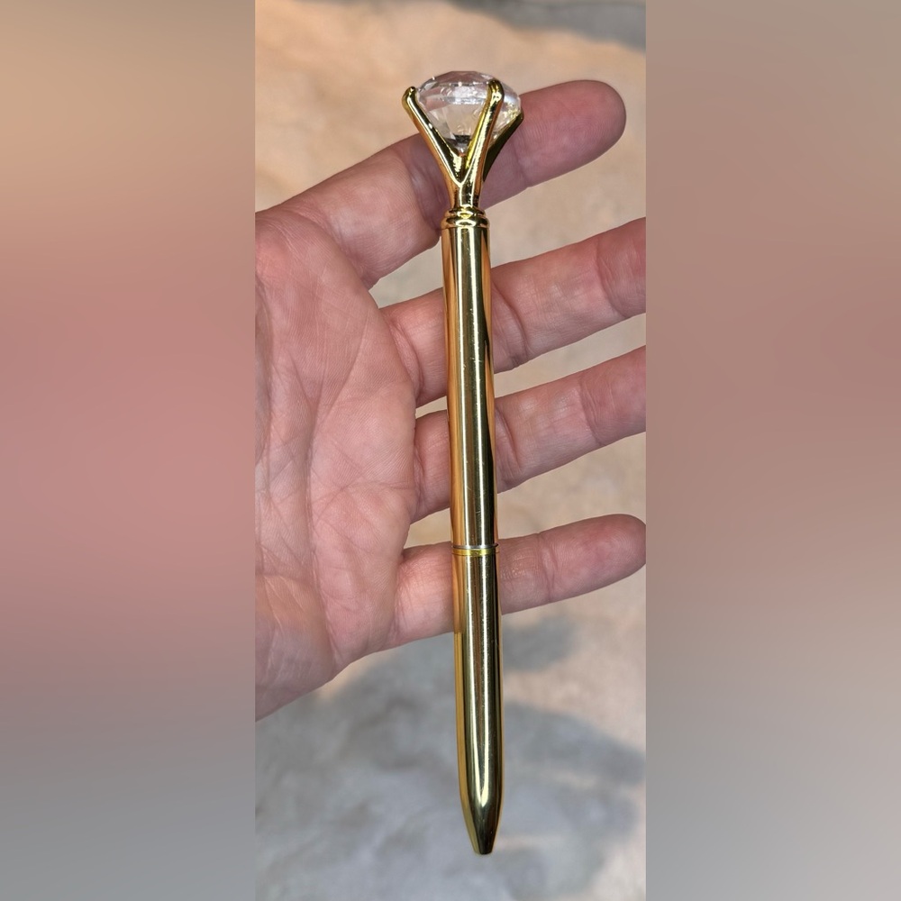 Fancy Fashion diamond and gold writing pen